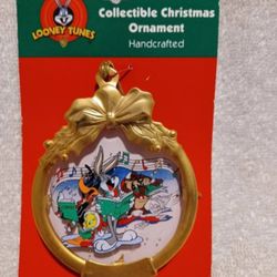 Vintage Looney tunes handcrafted collectible Christmas ornament # 1