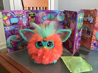FURBY~Be My Best Friend? Coral Plush Interactive Toy Figure~Brand New~OPEN BOX~Ages 6+