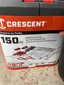 New 150 Piece Tool Set