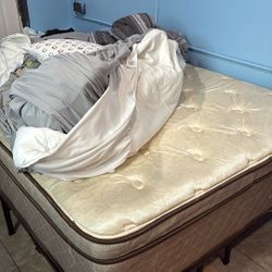 Free Full Size Bed And Frame 