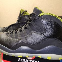 Jordan 10 Venom Sz 9.5