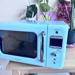 Daewoo KOR-7LREM Retro Countertop Microwave Oven Mint Green - EX Condition!!