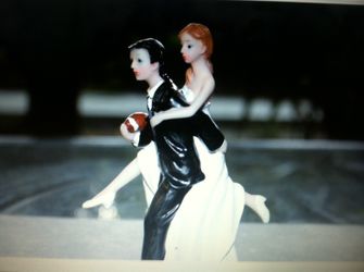 Sexy Wedding Cake Topper