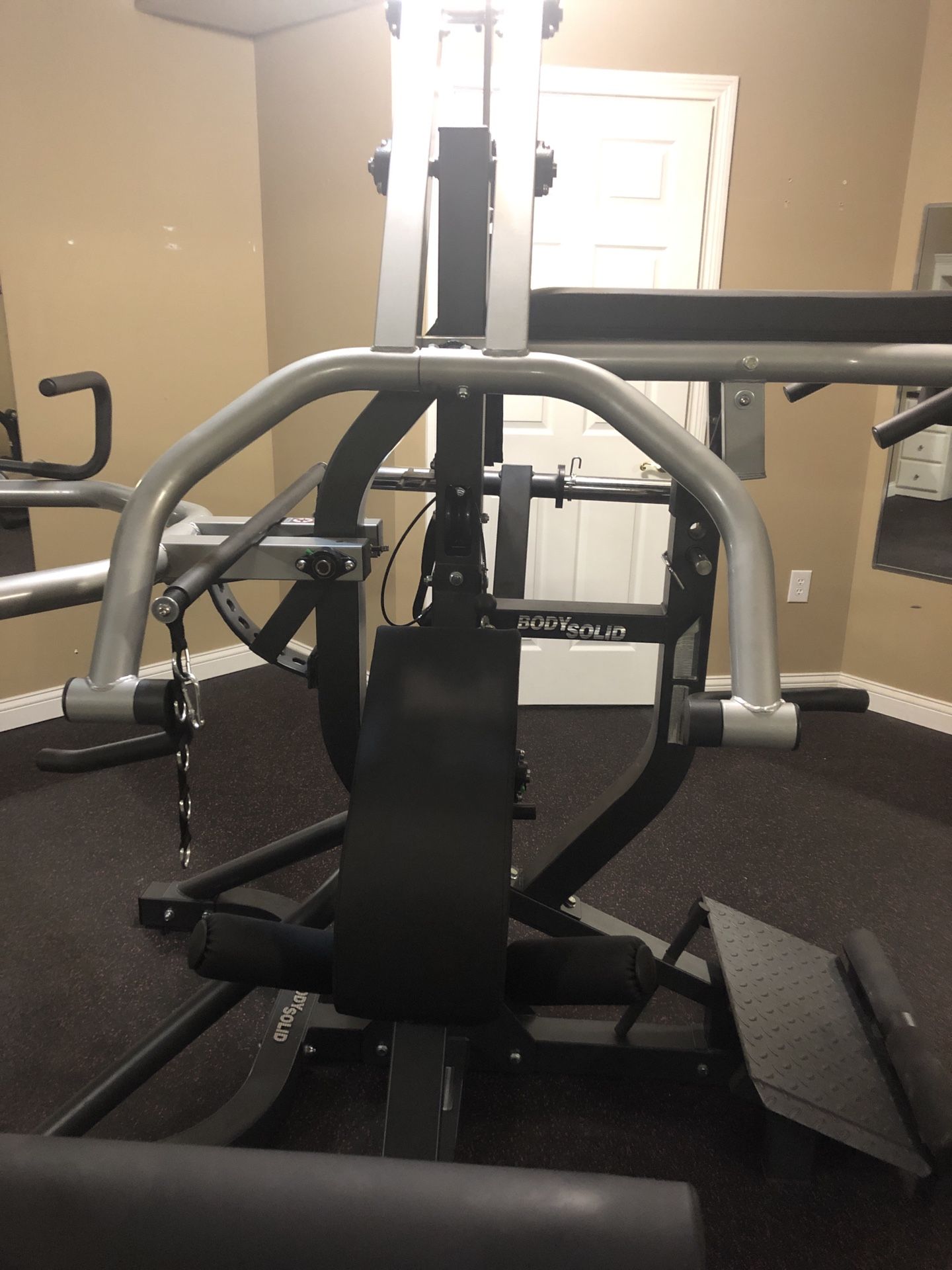 Body Solid Powerlift Leverage Gym