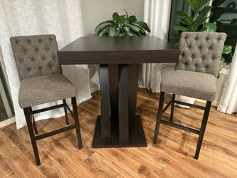 3- Piece Bar Height Dinning Set !!!