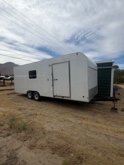 2020 sky 24' Enclosed Trailer (toy hauler moto conversion