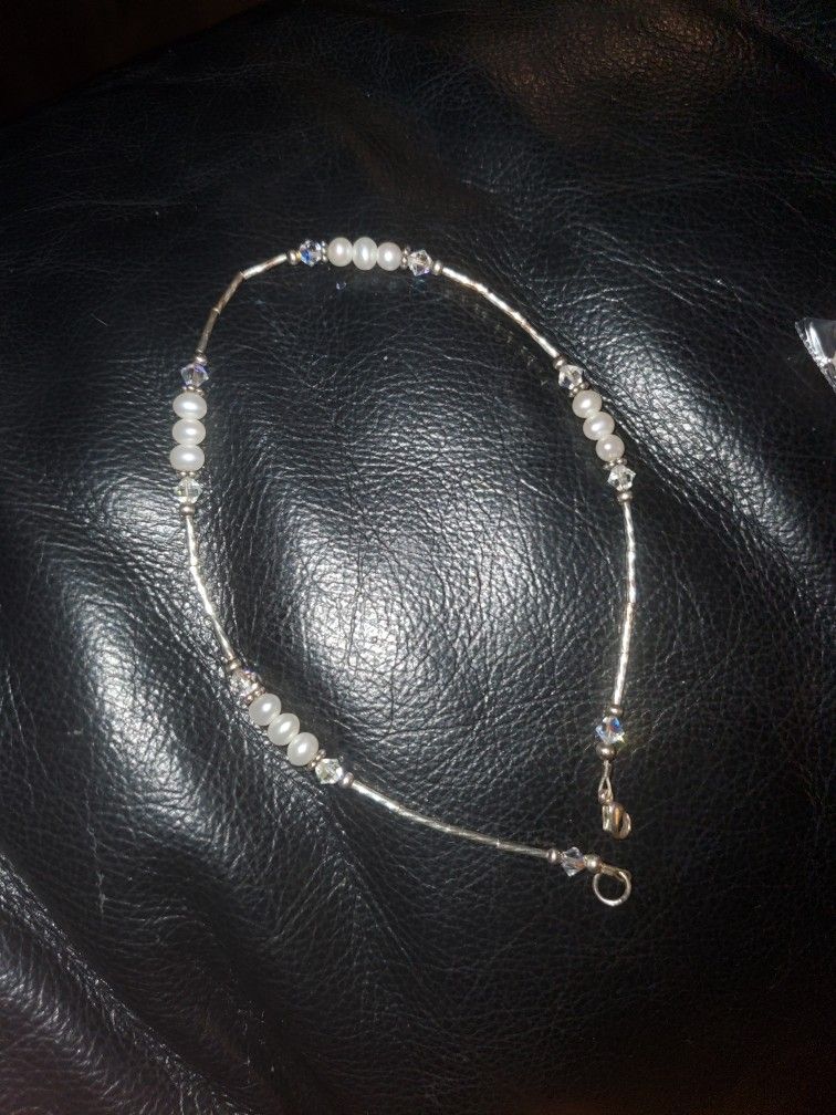 Pretty Sterling Silver Real Pearl Bracelet