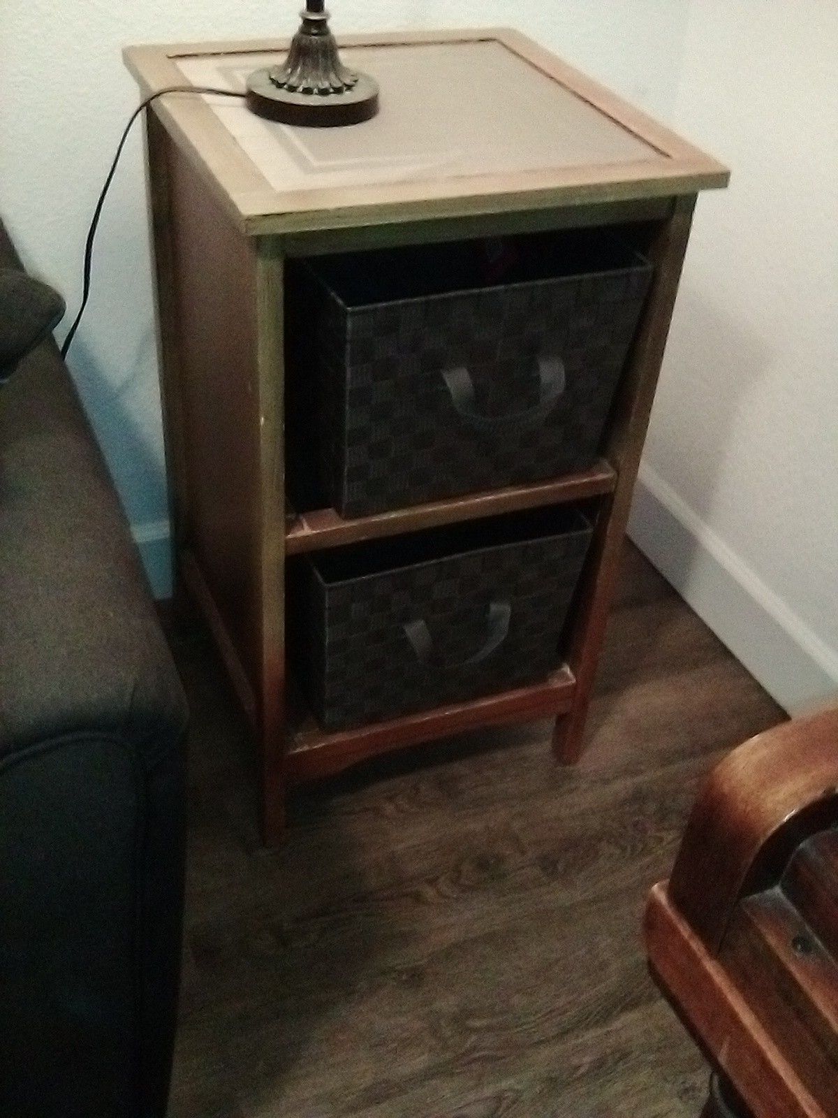 2 shelf end table/night stand