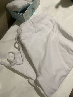 Ladies, white lounge pants medium