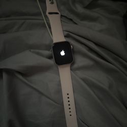 Apple Watch Series 9 45mm