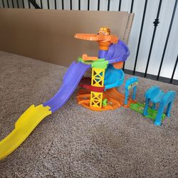 VTech Go! Go! Smart Wheels Spinning Spiral Tower Playset