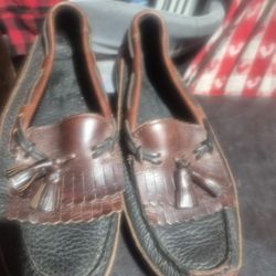 SPERRY LOAFERS SIZE 9.5 USED