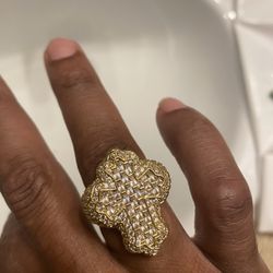 Cross Fingers Gold Ring 