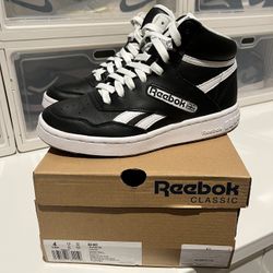 Reebok Classic “Black White”