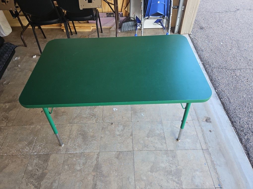 Kids Activity Learning Table 48x29
