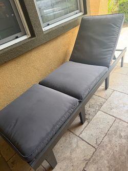 Outdoor Chaise Lounge Chair with Cushion
