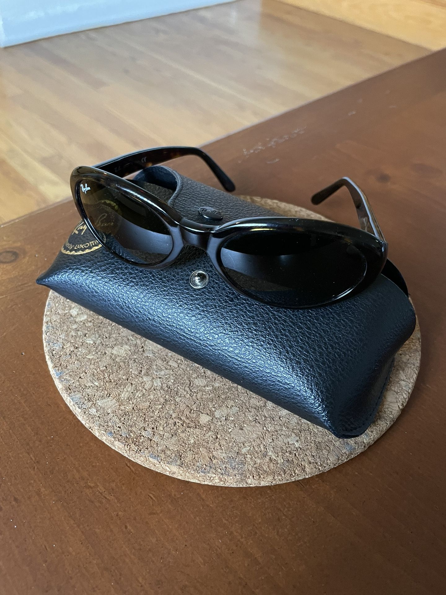 Ray-Ban RB 2110 902/06 Sunglasses