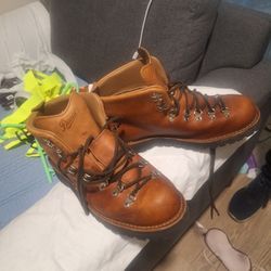 New Dannerwork boots