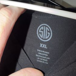 Vintage Authentic SIG SAUER black Shirt XXL