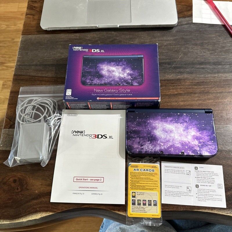 Nlntendo 3DS XI GaIaxy Edition Clean With Bo