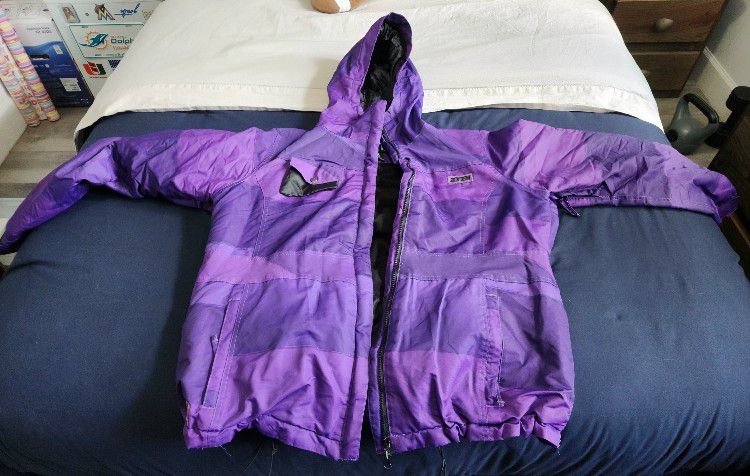 Adult Woman Snow Jacket (XL)