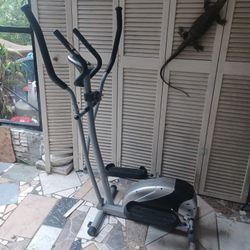 exercise equipment elliptical