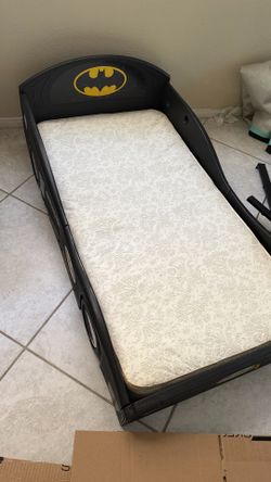 baby batman bed w matress