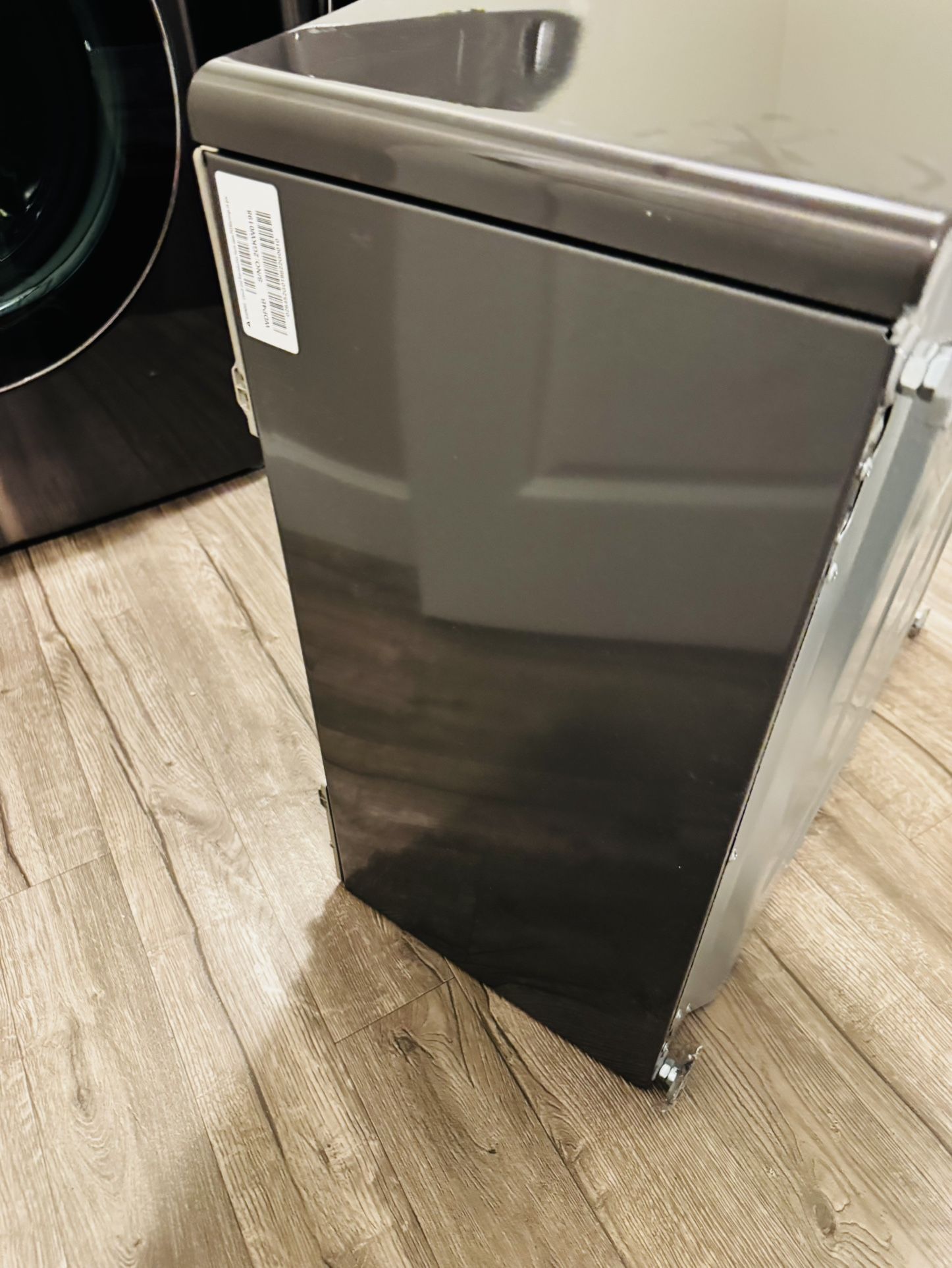Washer dryer Pedestal