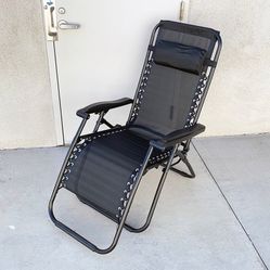 $40 (New in Box) Folding Zero Gravity Outdoor Recliner Patio Lounge Chair Adjustable Headrest Textilene Mesh - Black