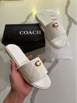 White coach slides with box size 7.5-8