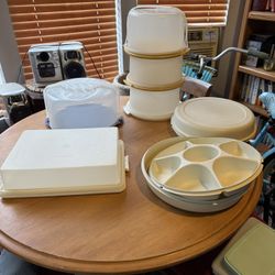 Tupperware Cake pie crudités containers. $6-9 each. Rochester wa