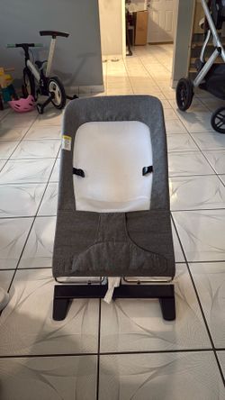Baby bouncer