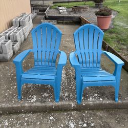 2 Patio Chairs 