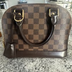 Louis Vuitton Alma bb