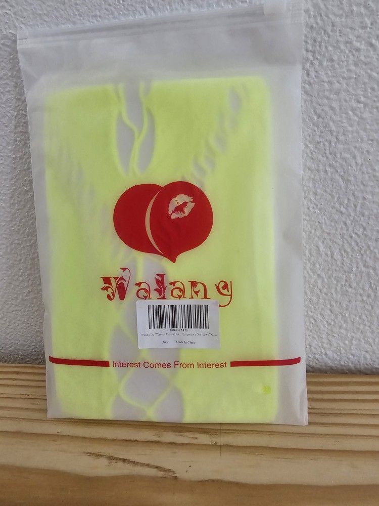 Walang Lip Wlmen`s Lingerie