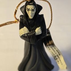 Harry Potter PROFESSOR SNAPE Mini Hanging Christmas Ornament 


vintage 2001 
