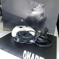 XBOX ONE X 1TB OF SPACE