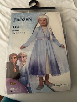 Elsa dress and wig size small 4-6