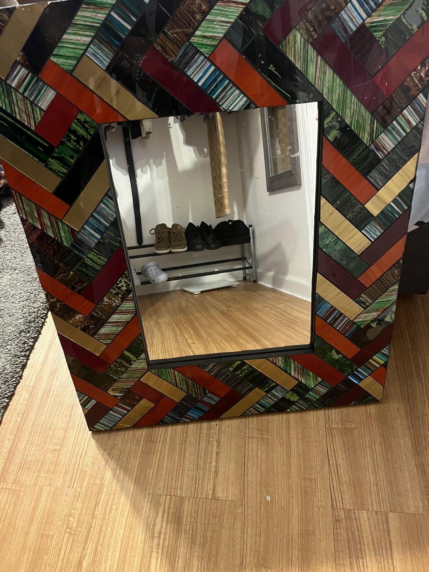 Marble Mirror 32”-28” Inches