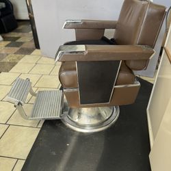 Vintage 1950’s Belmont Barber Chair 