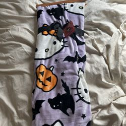 Hello Kitty Halloween Blanket