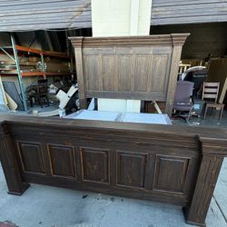 2 king Bed frames Wht/Brwn (New)  