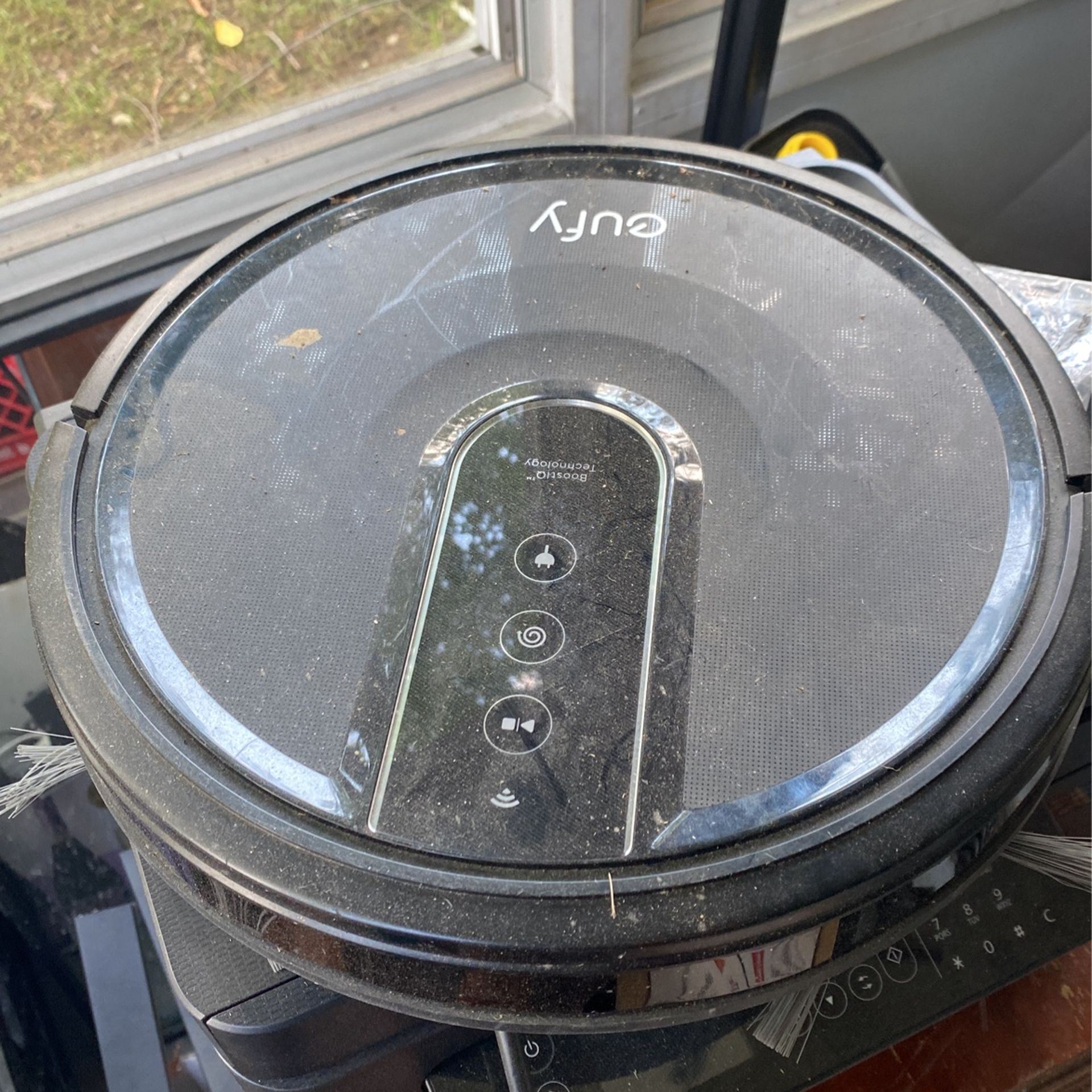 Eufy Vacuum C35
