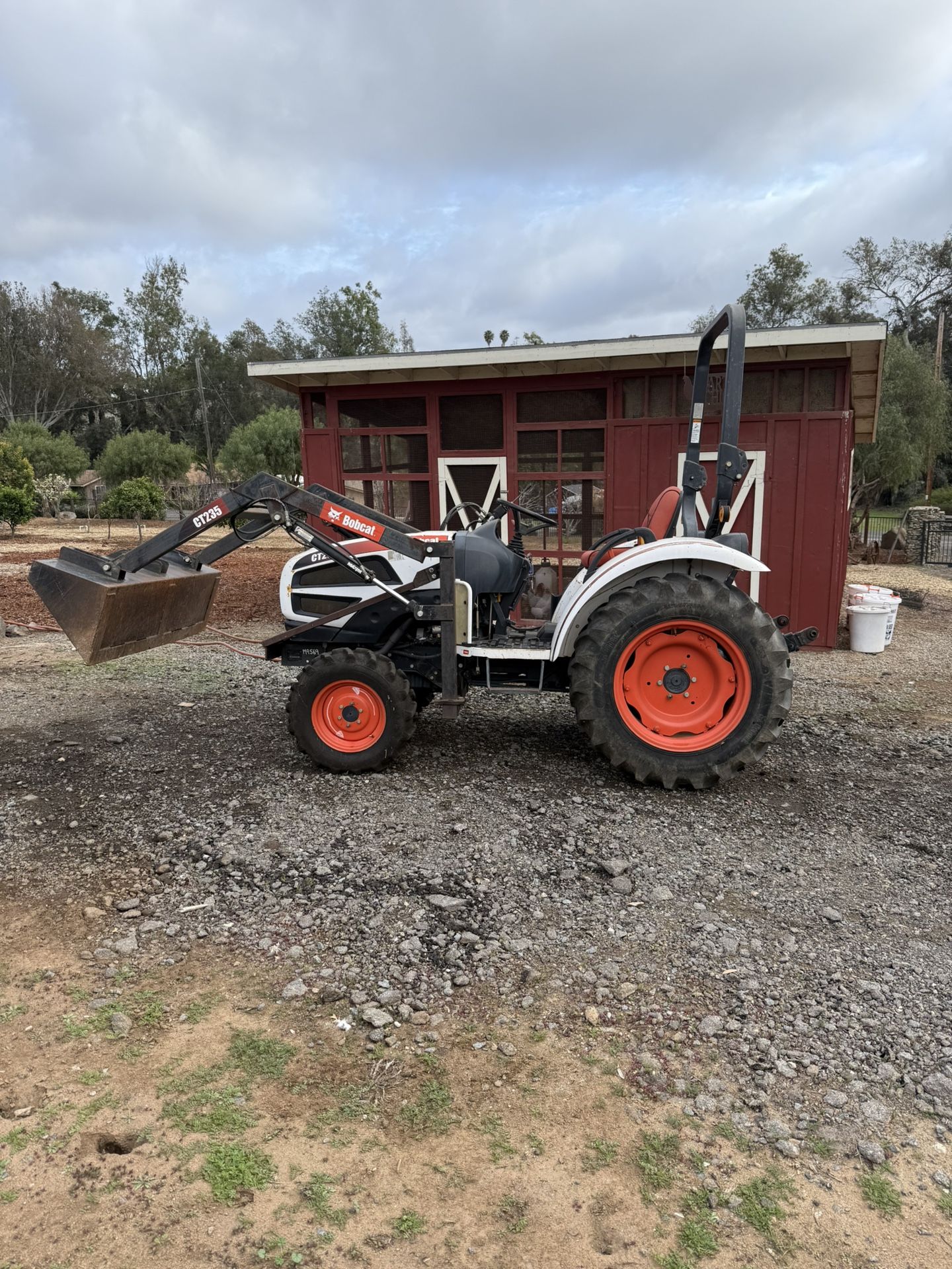 Bob CT235 Tractor