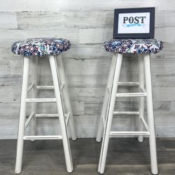 Set Of 2 Bar Stools