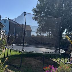 Trampoline