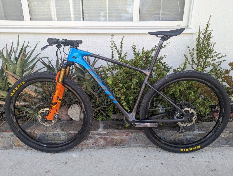 Mountain bike (Large)