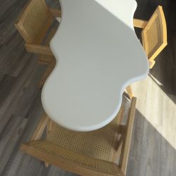 White Dining Table – Seats 4 Modern / Japandi Style
