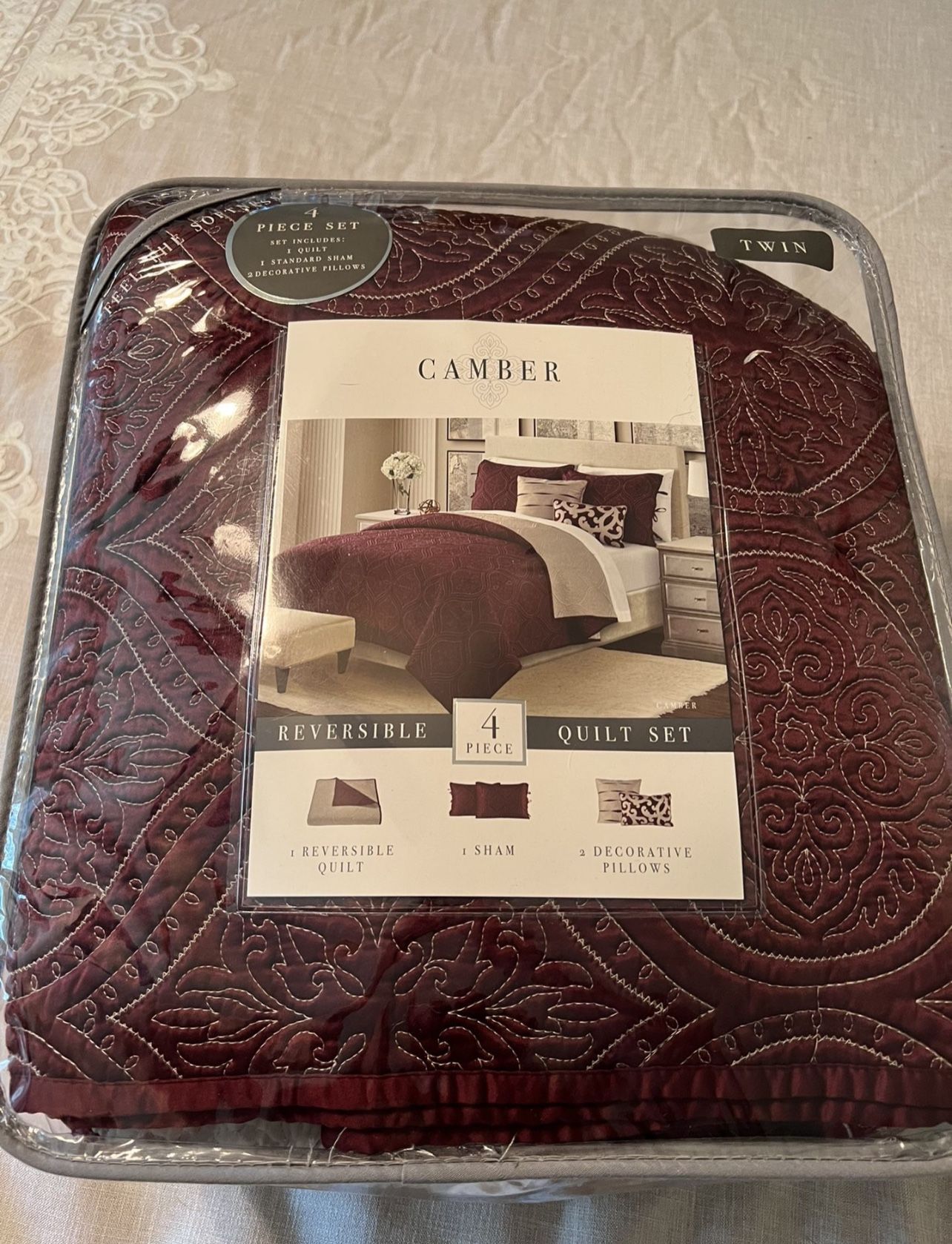 Abello 4 Piece Reversible Duvet Cover Set Two-Tone Medallion Print Zipper  Closure Bedding, Twin - Fred Meyer