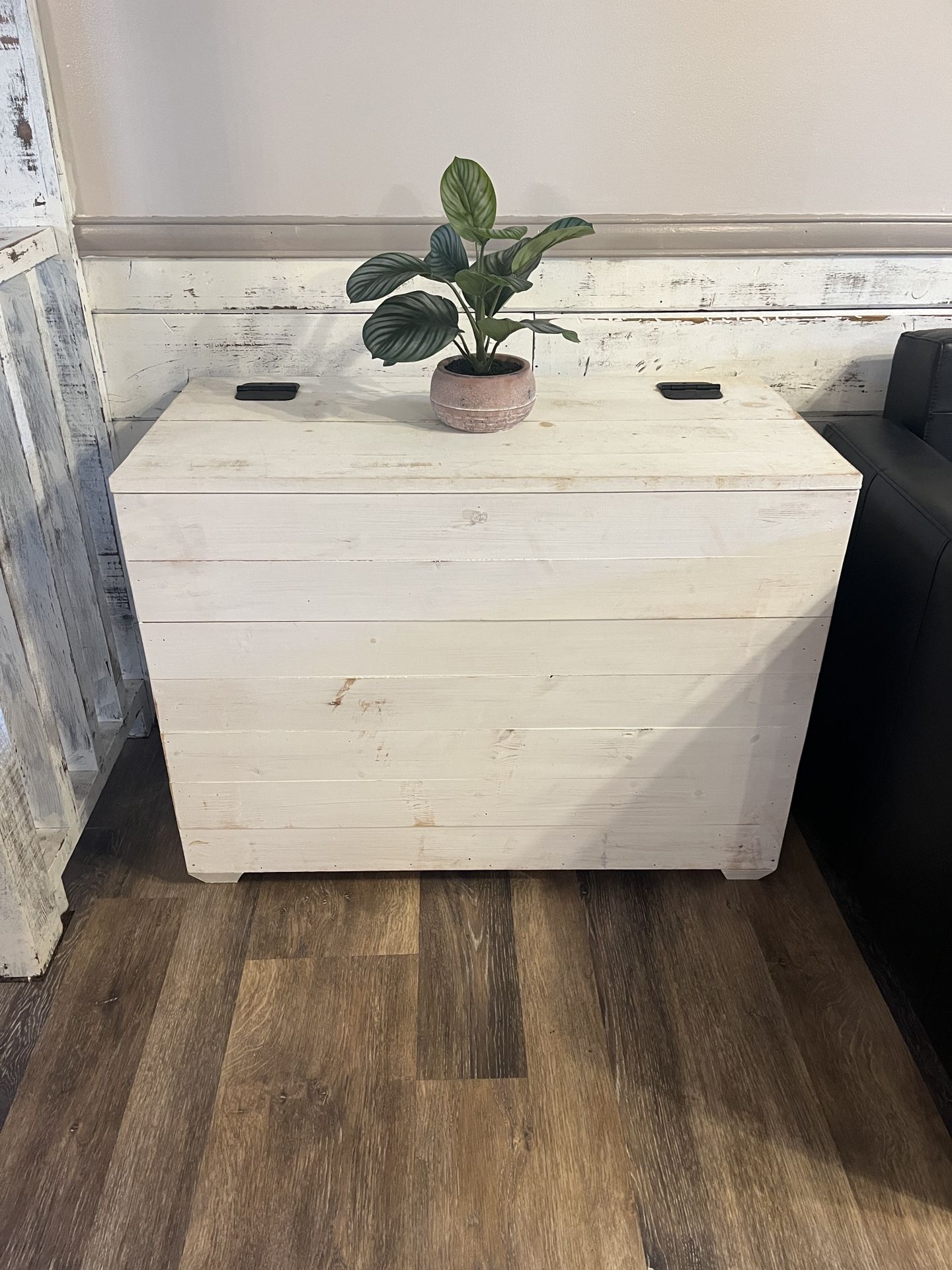 Set of Farmhouse Wooden Storage Box (2 Boxes)